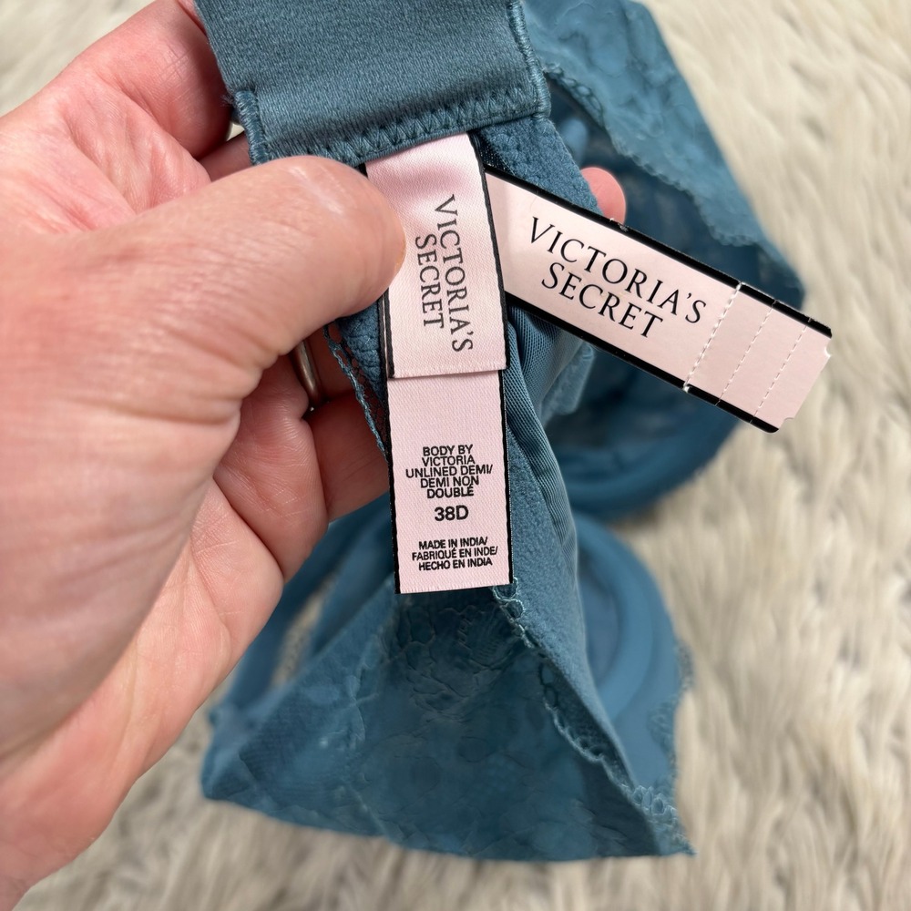 NWT Body by Victoria's Secret Women's 38D Teal Lace Unlined Demi Bra Under-Wire - Picture 4 of 4